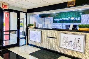 oyo townhouse inn jacksonville near little rock