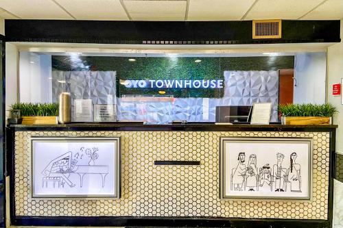 oyo townhouse inn jacksonville near little rock