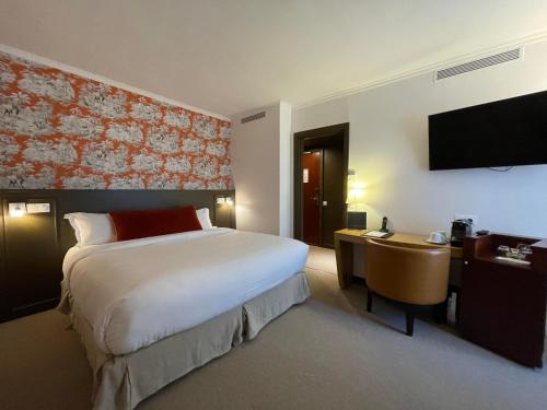 hotel pergolese paris