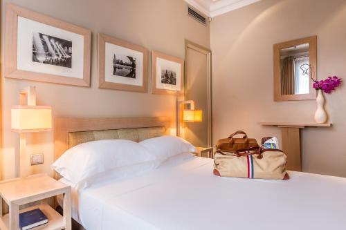 Hotel Duret,Paris>>Arc De Triomphe,4 star