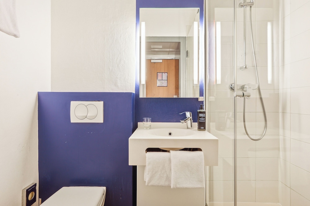 ibis styles paris republique le marais