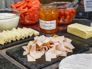 ibis styles paris republique le marais