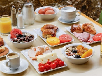 ibis styles paris republique le marais