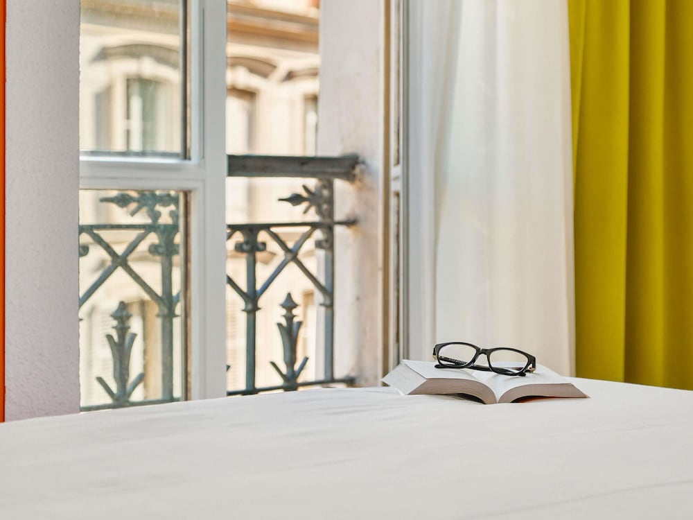 ibis styles paris republique le marais