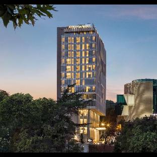 hilton garden inn tbilisi riverview