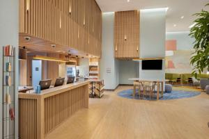 hilton garden inn tbilisi riverview