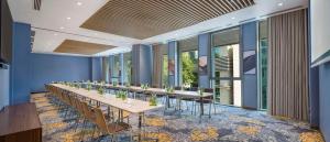 hilton garden inn tbilisi riverview