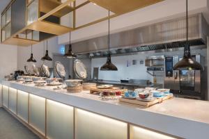 hilton garden inn tbilisi riverview