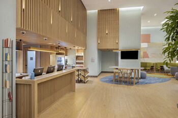 hilton garden inn tbilisi riverview