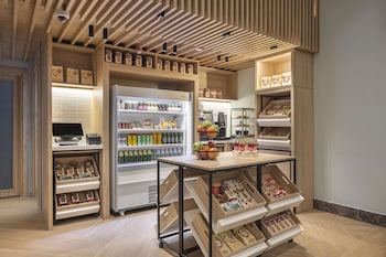 hilton garden inn tbilisi riverview