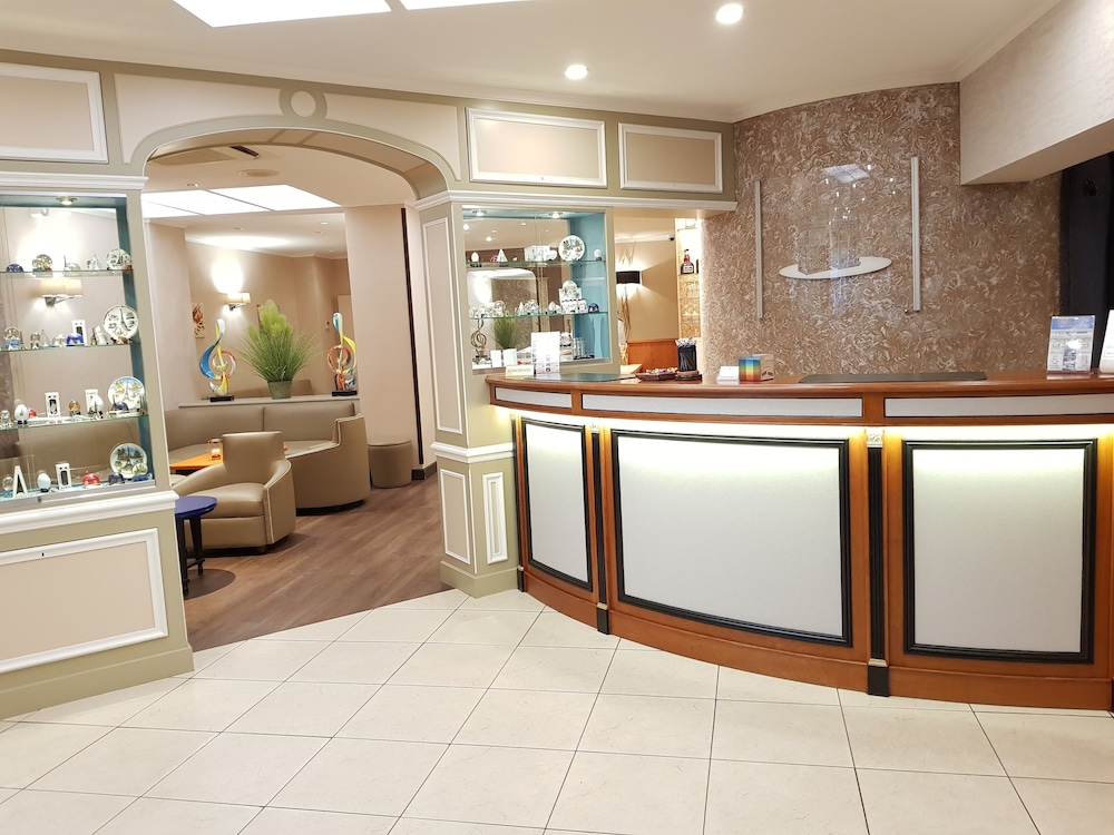 hotel champerret elysees