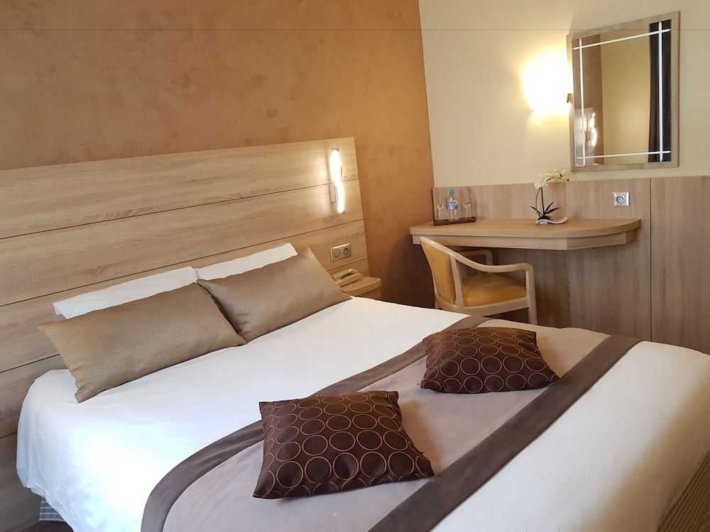 hotel champerret elysees