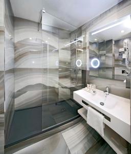 Mercure Paris Nanterre,In Nanterre (Quartier Du Chemin De L'ãžle),4 star