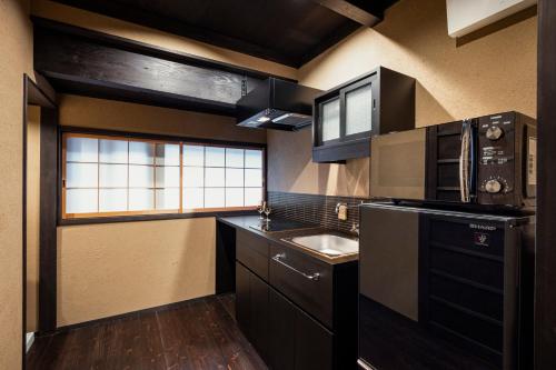 rin premium koki higashi