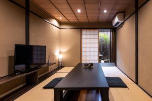 rin premium koki higashi