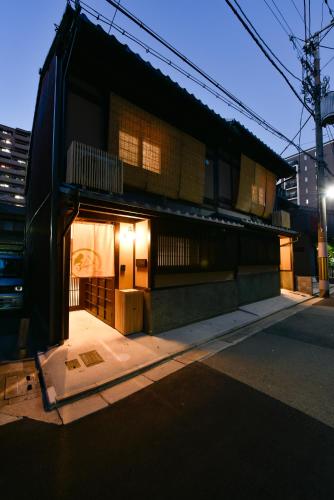 rin premium koki higashi