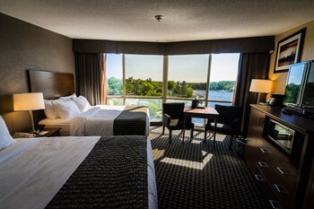 clarion lakeside inn and conference centre