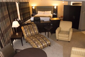 clarion lakeside inn and conference centre