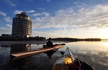 clarion lakeside inn and conference centre