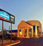Howard Johnson Hotel Rockford,,2 star