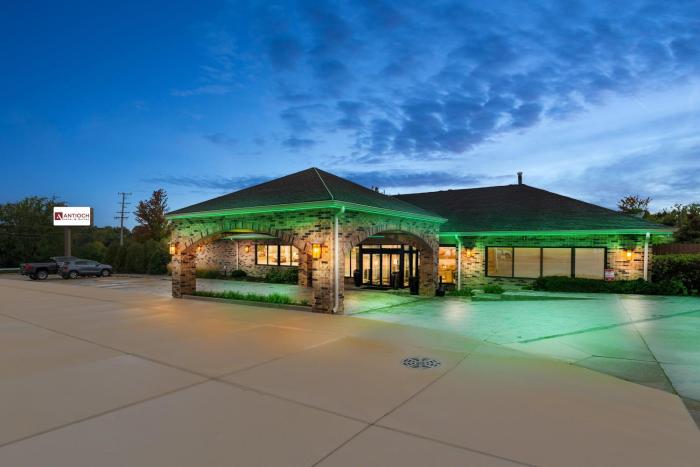 antioch hotel and suites