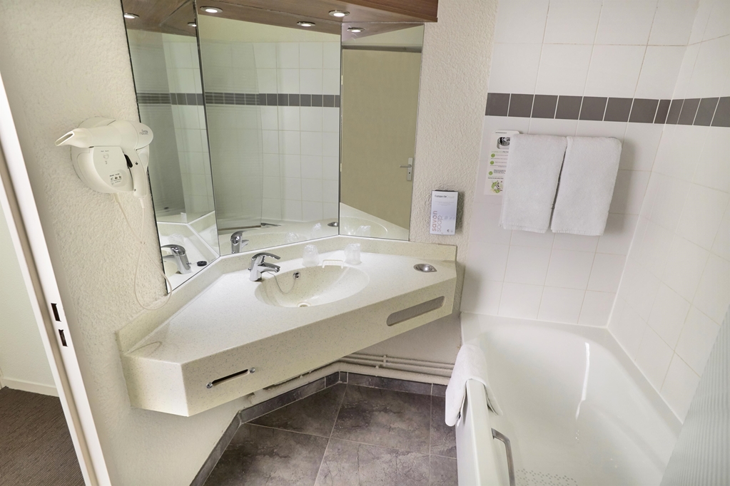 campanile le blanc mesnil