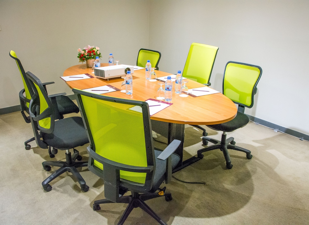 bangkok hotel lotus sukhumvit 33 by compass hospitality