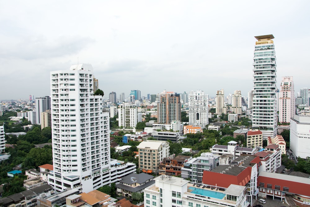 bangkok hotel lotus sukhumvit 33 by compass hospitality