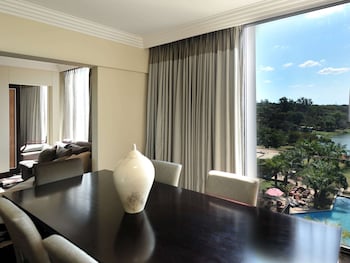 hotel pullman lubumbashi grand karavia