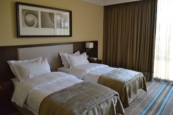 hotel pullman lubumbashi grand karavia