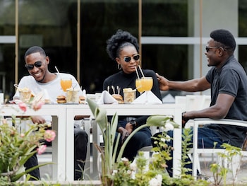 hotel pullman lubumbashi grand karavia