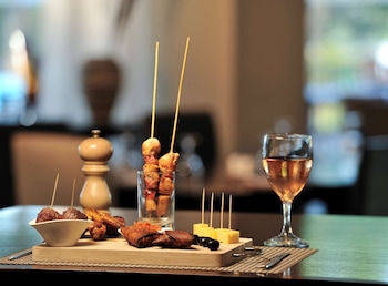 hotel pullman lubumbashi grand karavia