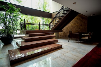 zenith sukhumvit hotel bangkok