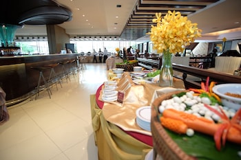 zenith sukhumvit hotel bangkok