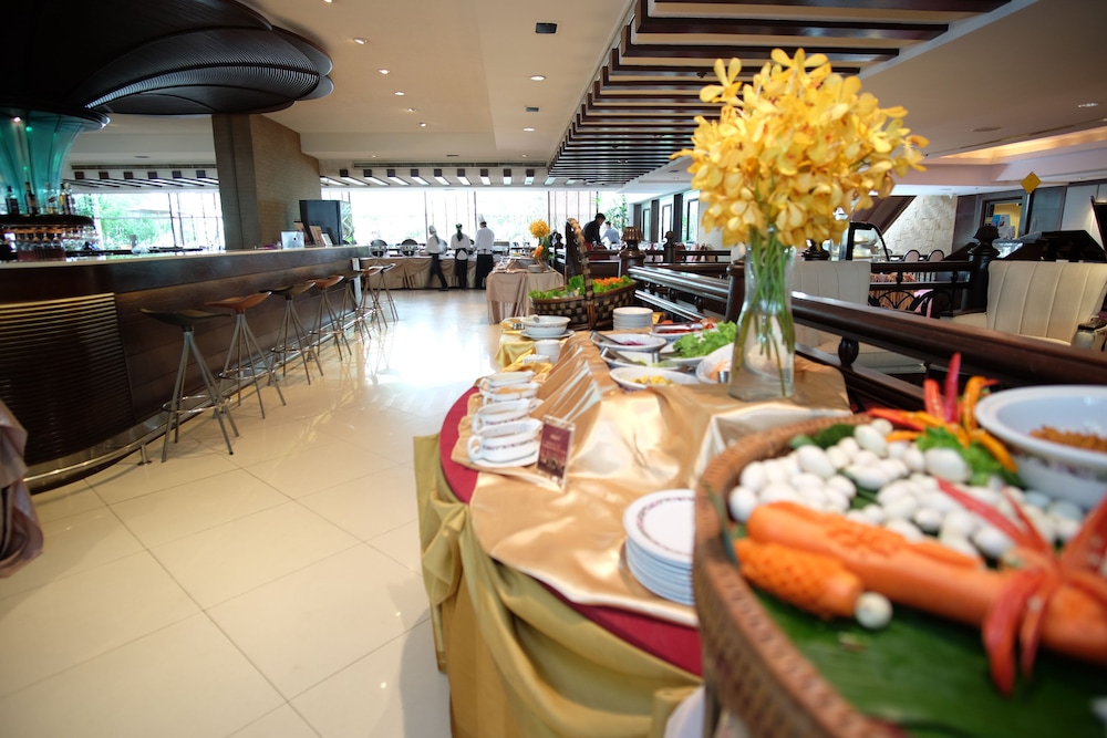 zenith sukhumvit hotel bangkok