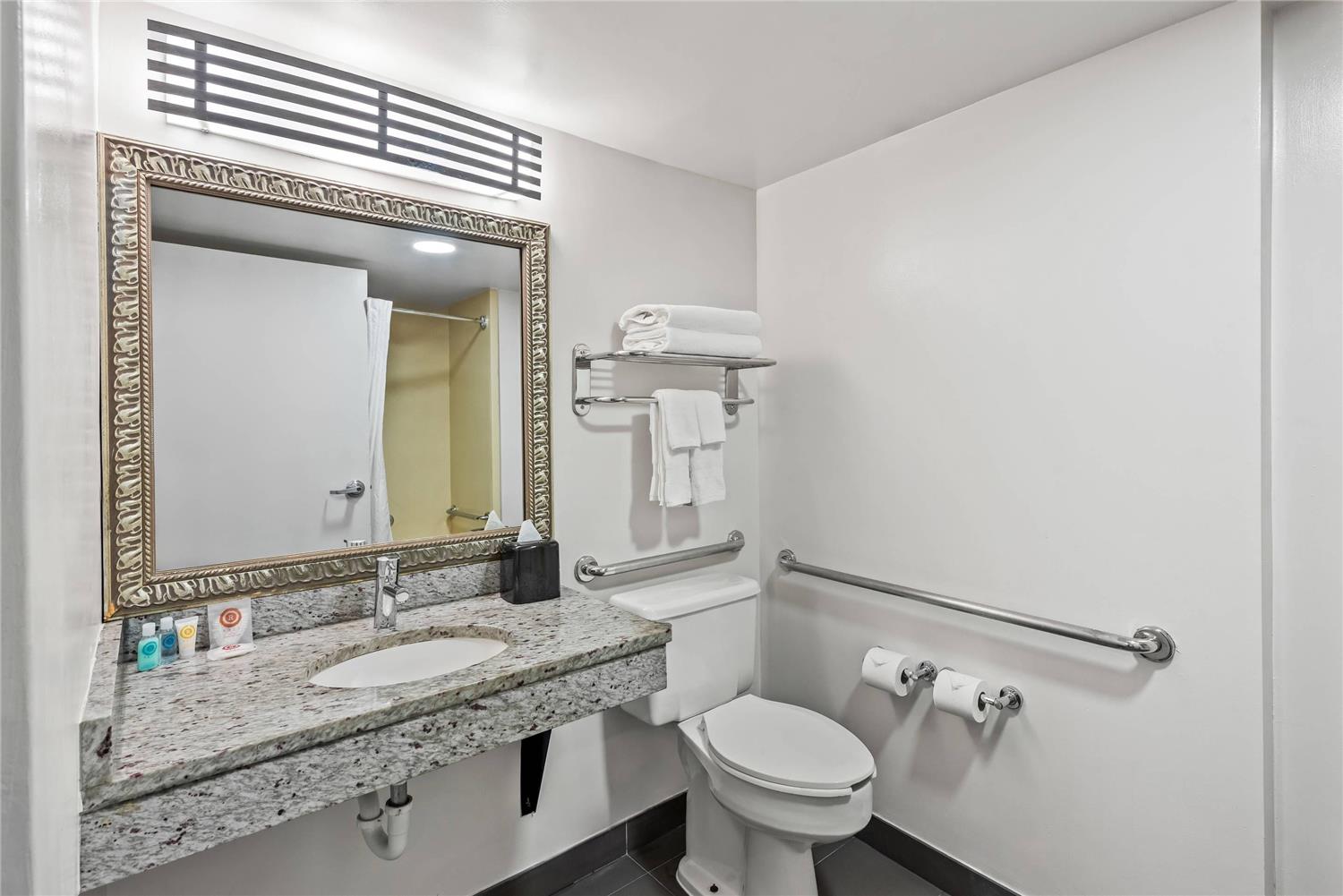 comfort inn largo washington dc east