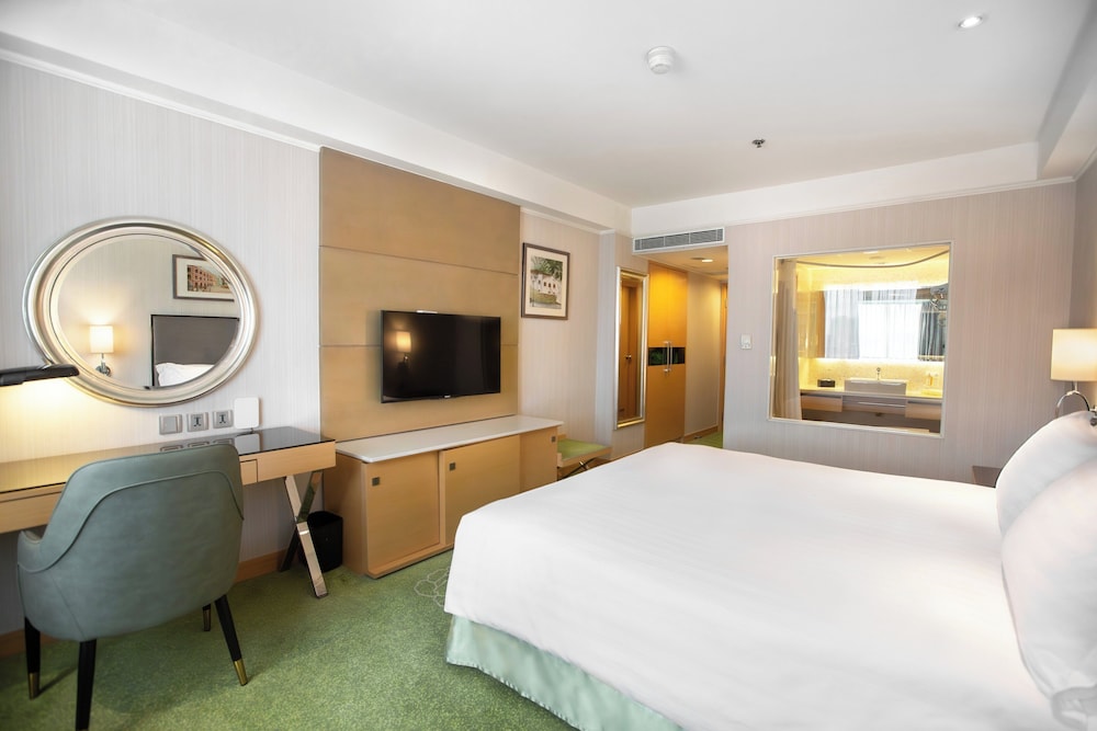 holiday inn macau an ihg hotel