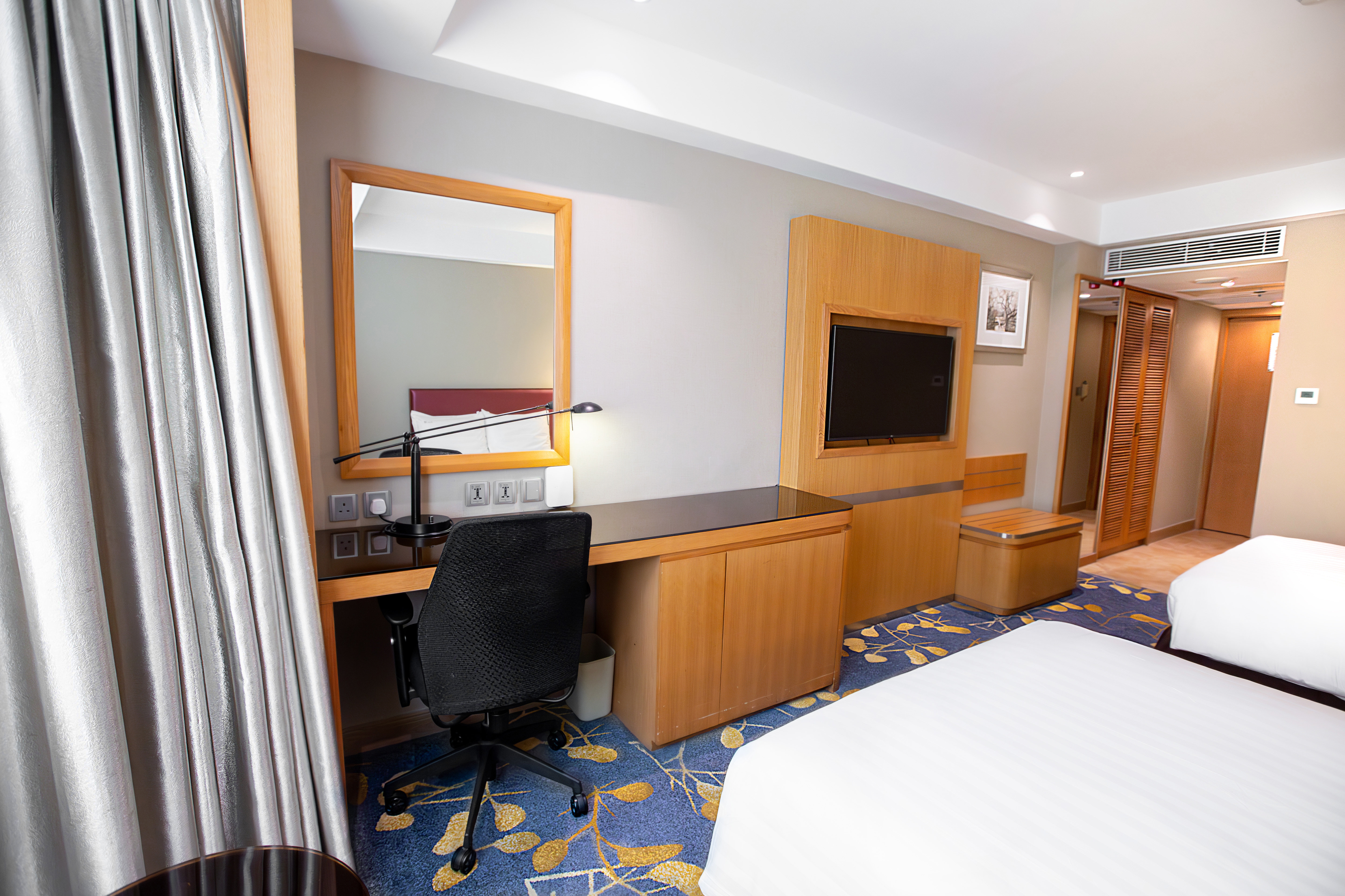 holiday inn macau an ihg hotel