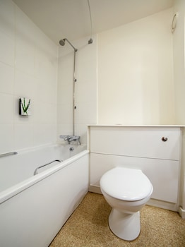 premier inn st helens a580 east lancs