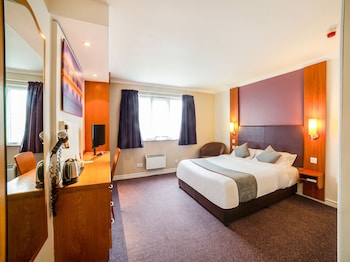 premier inn st helens a580 east lancs