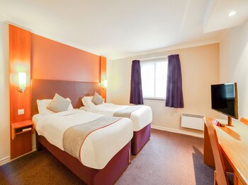 premier inn st helens a580 east lancs