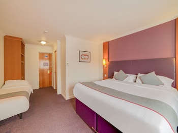 premier inn st helens a580 east lancs
