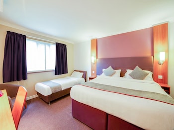 premier inn st helens a580 east lancs