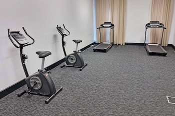 metro advance apartments and hotel darwin