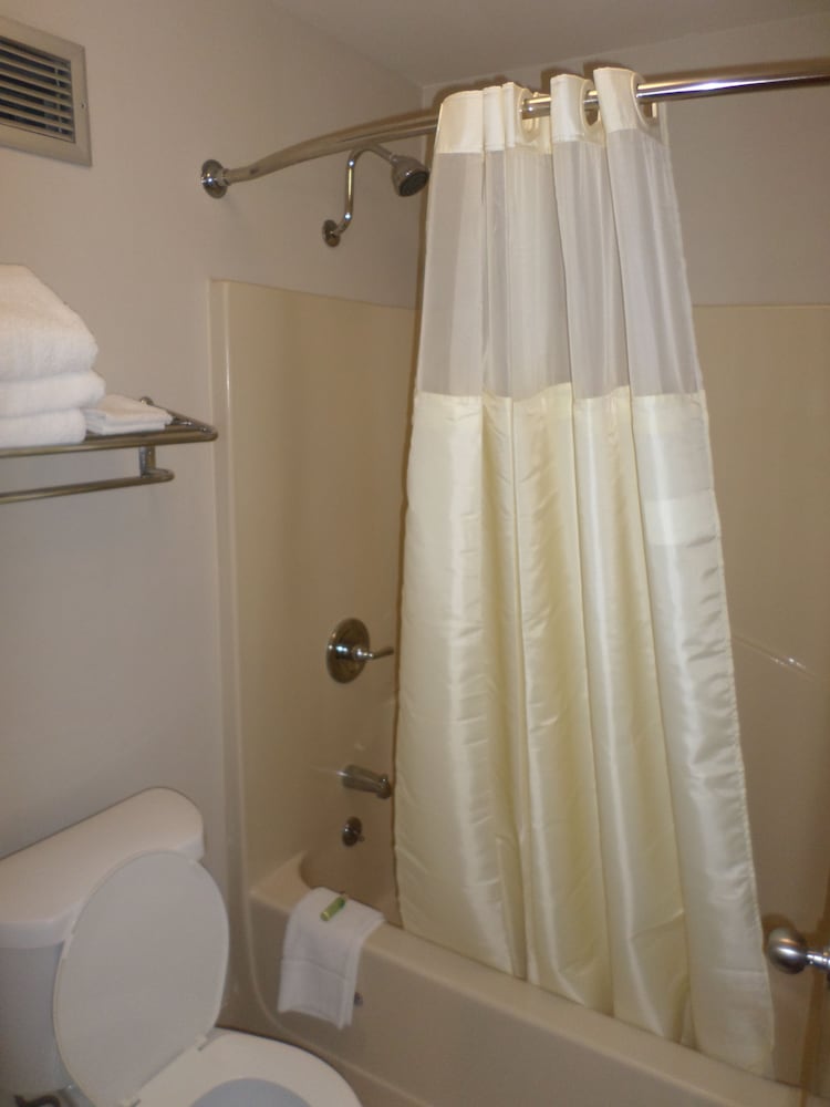 a richland inn lewisburg