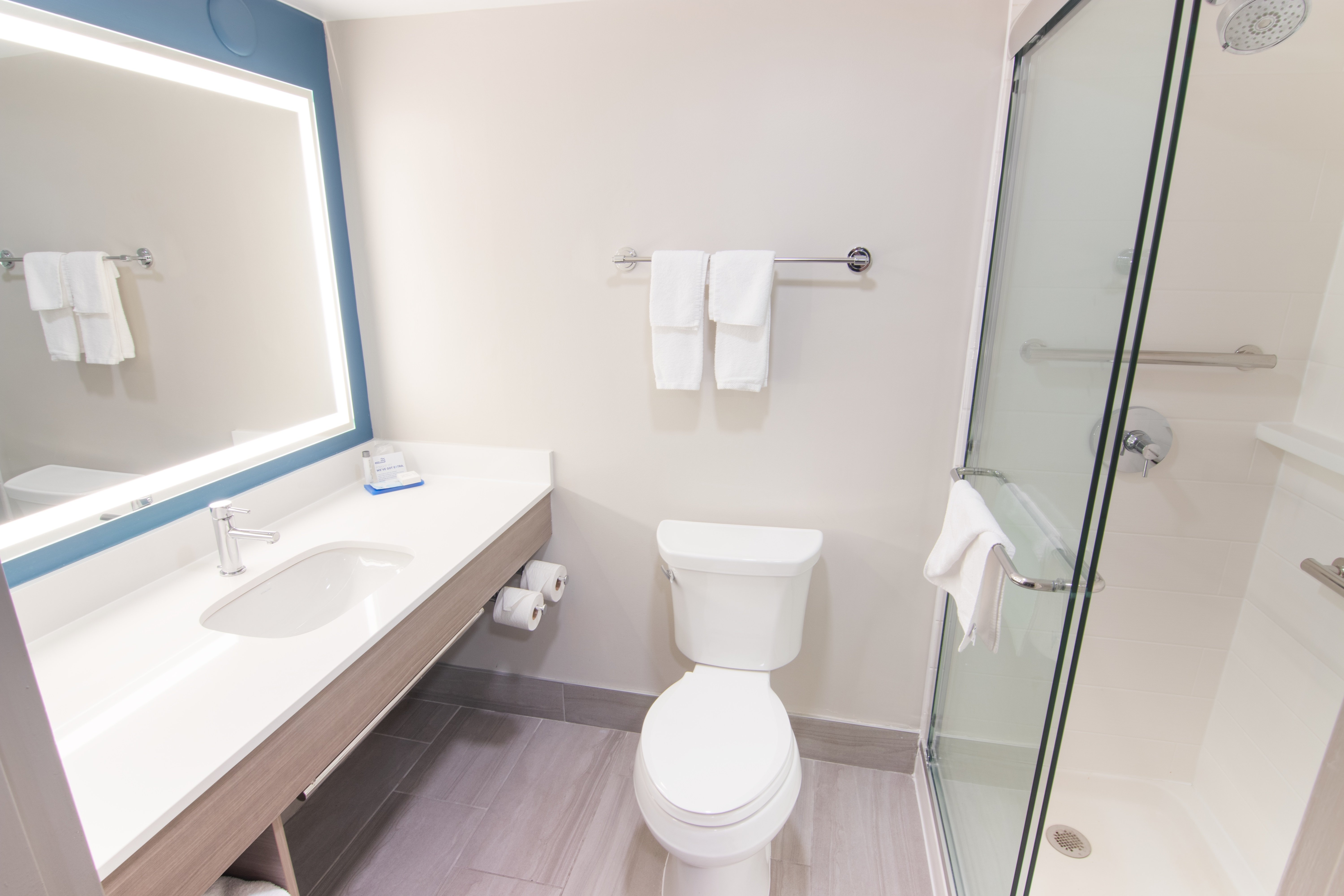 holiday inn express and suites fort lauderdale airport west