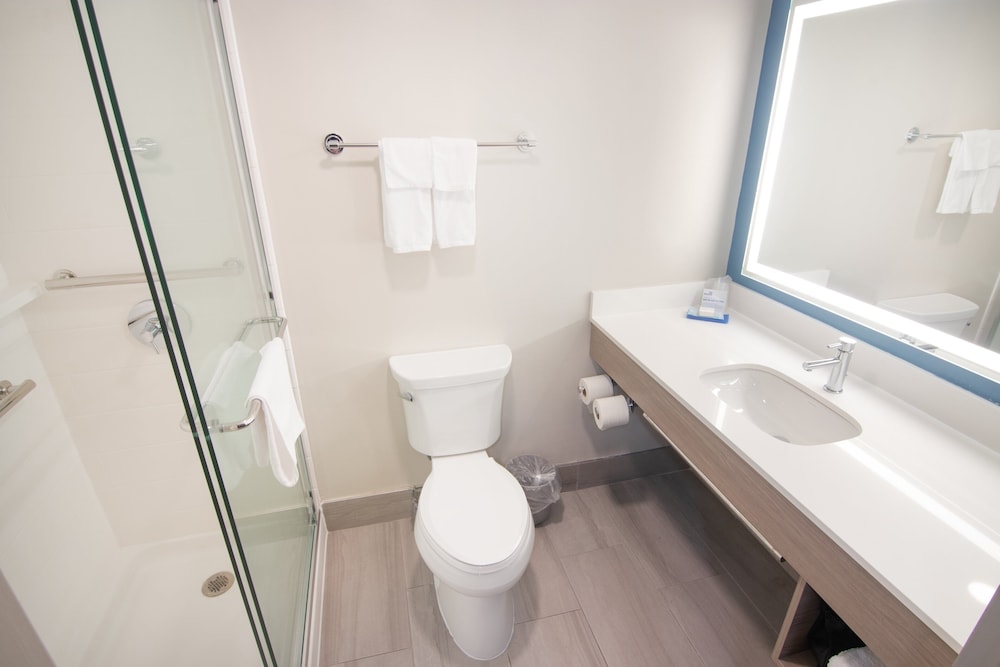 holiday inn express and suites fort lauderdale airport west