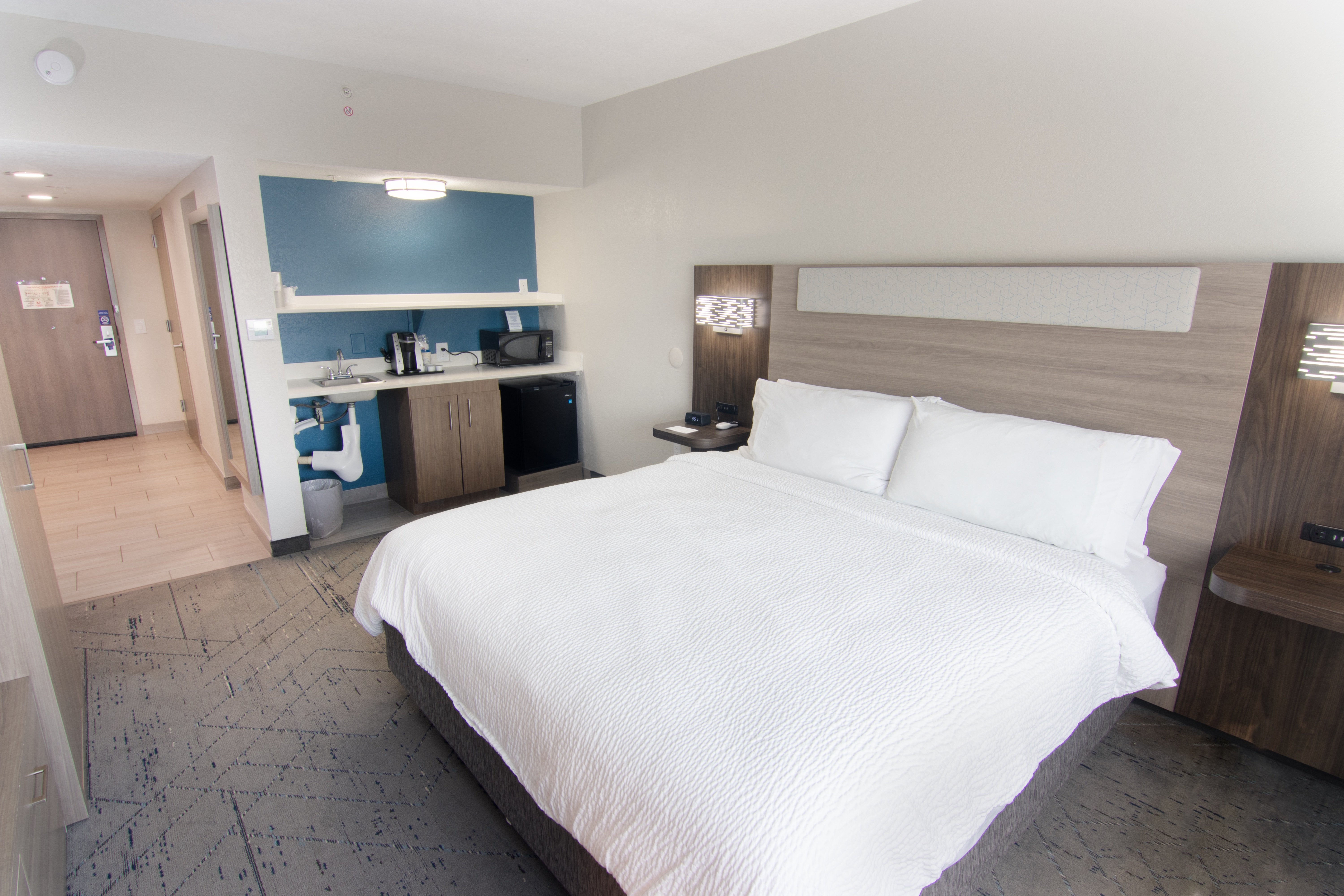 holiday inn express and suites fort lauderdale airport west