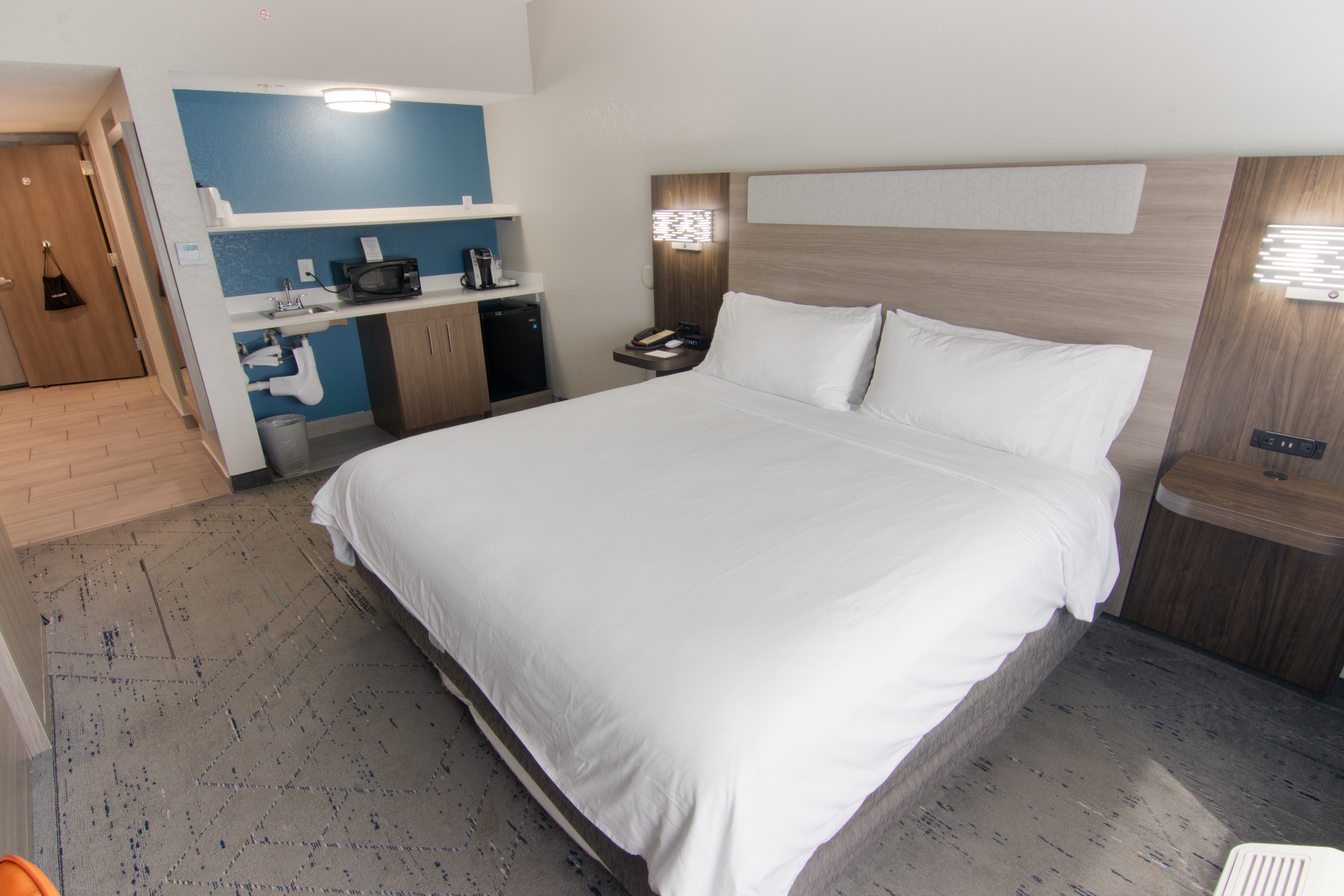 holiday inn express and suites fort lauderdale airport west