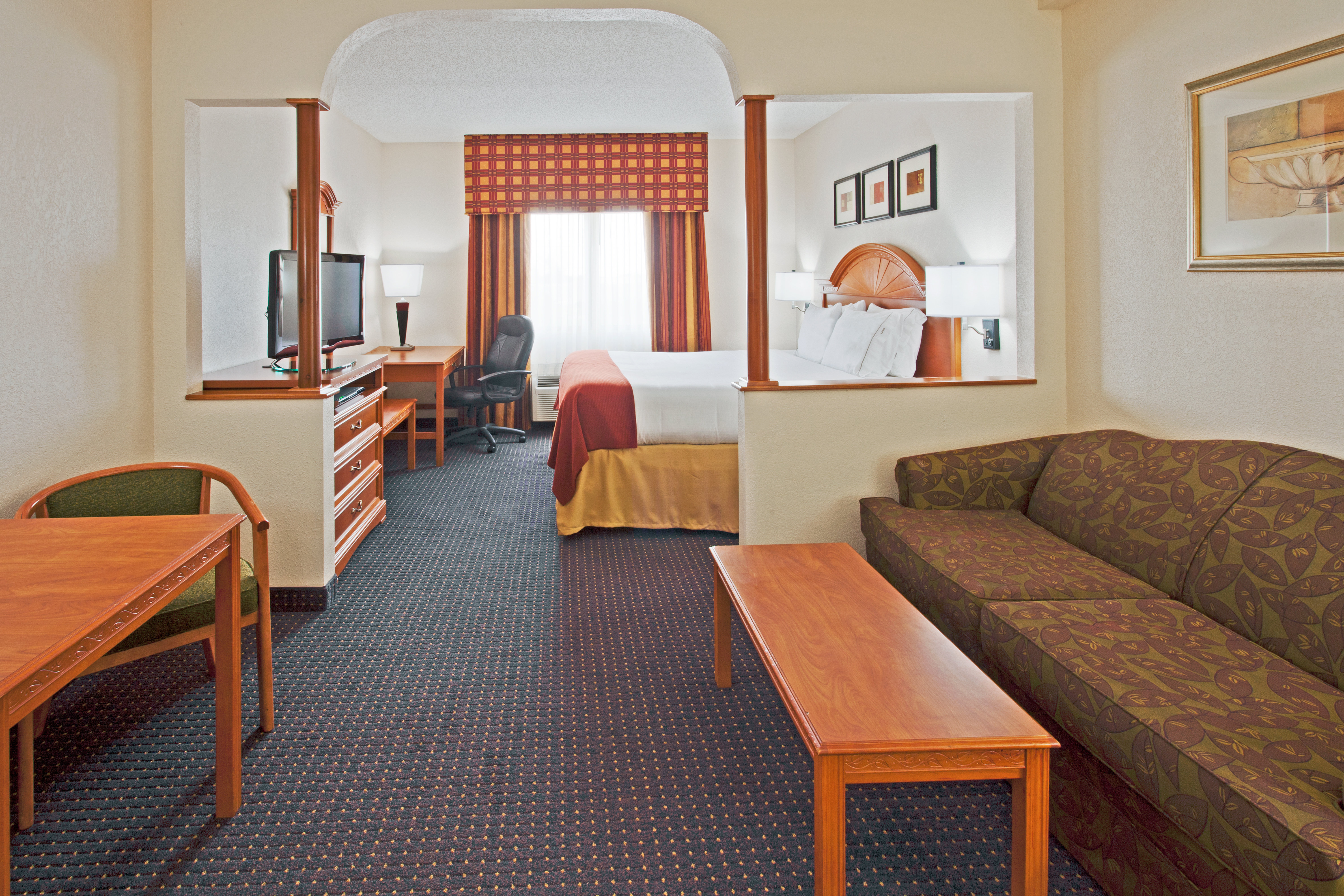 holiday inn express and suites fort lauderdale airport west